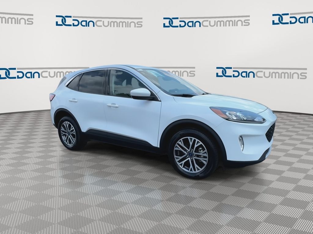 2022 Ford Escape — side profile view