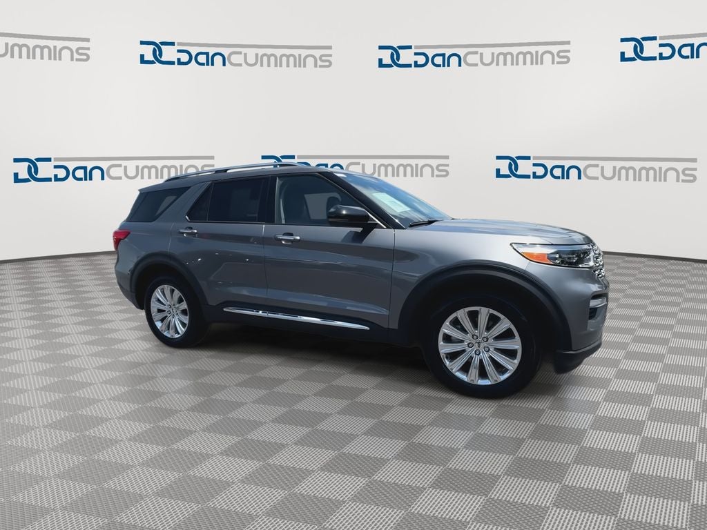 2023 Ford Explorer — side profile view