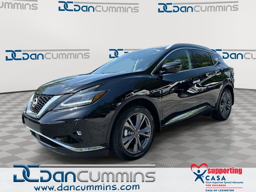 2023 Nissan Murano Platinum in Super Black — front three-quarter view