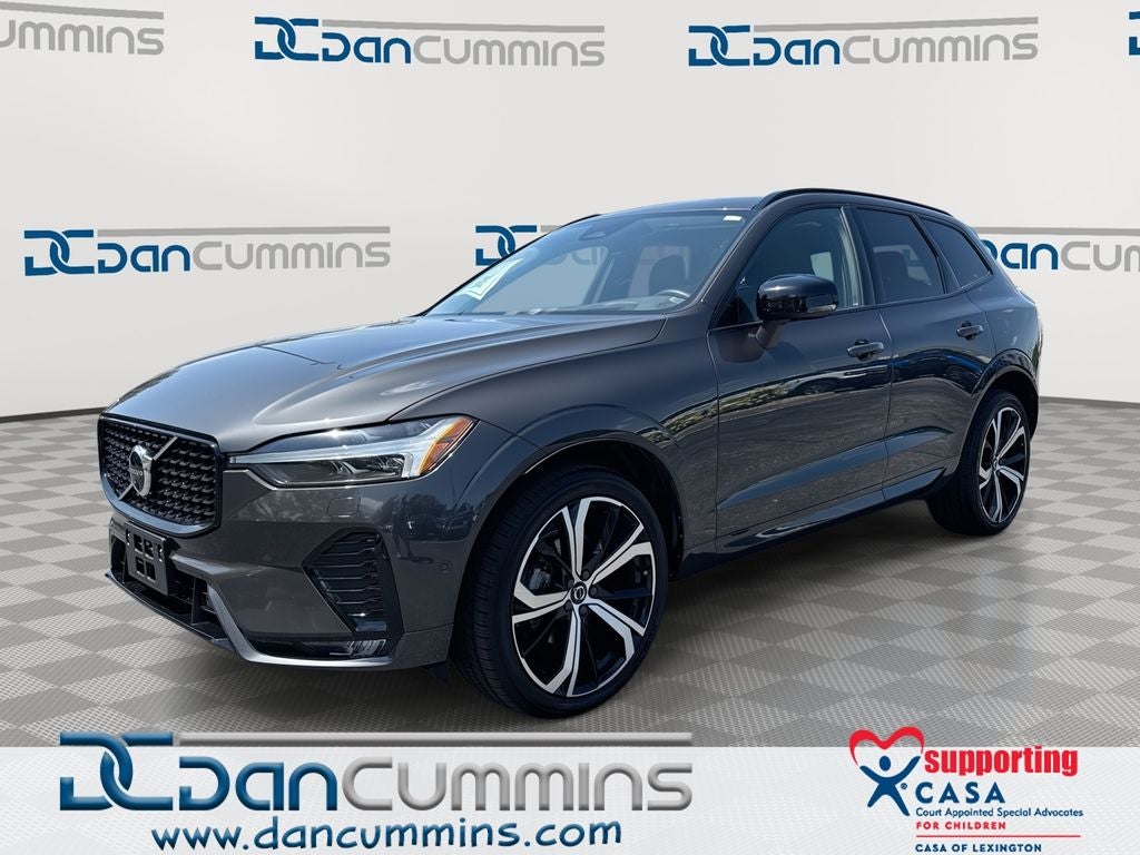 2023 Volvo XC60 B5 Ultimate Dark Theme in Platinum Gray Metallic — front three-quarter view