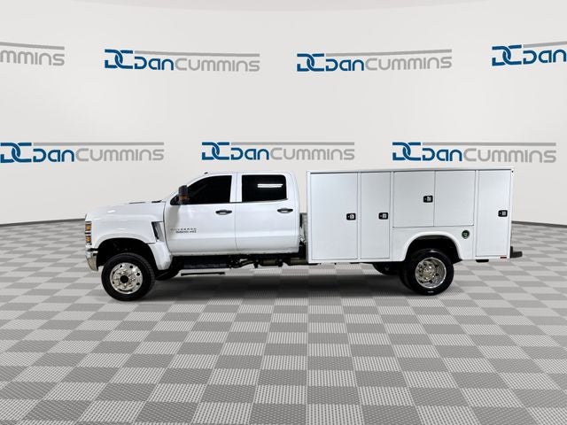 2024 Chevrolet Silverado 5500HD — detail view