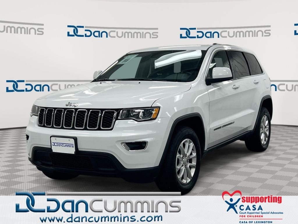 2022 Jeep Grand Cherokee WK Laredo E in Bright White Clearcoat — front three-quarter view