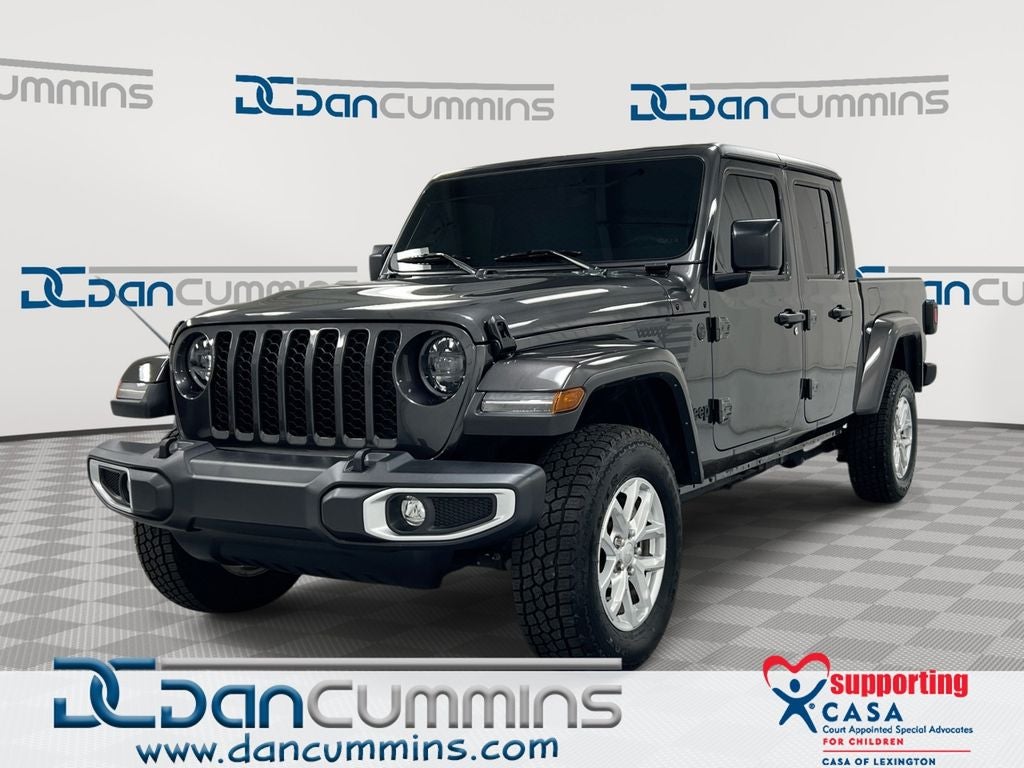 2023 Jeep Gladiator Sport S in Granite Crystal Metallic Clearcoat — front three-quarter view