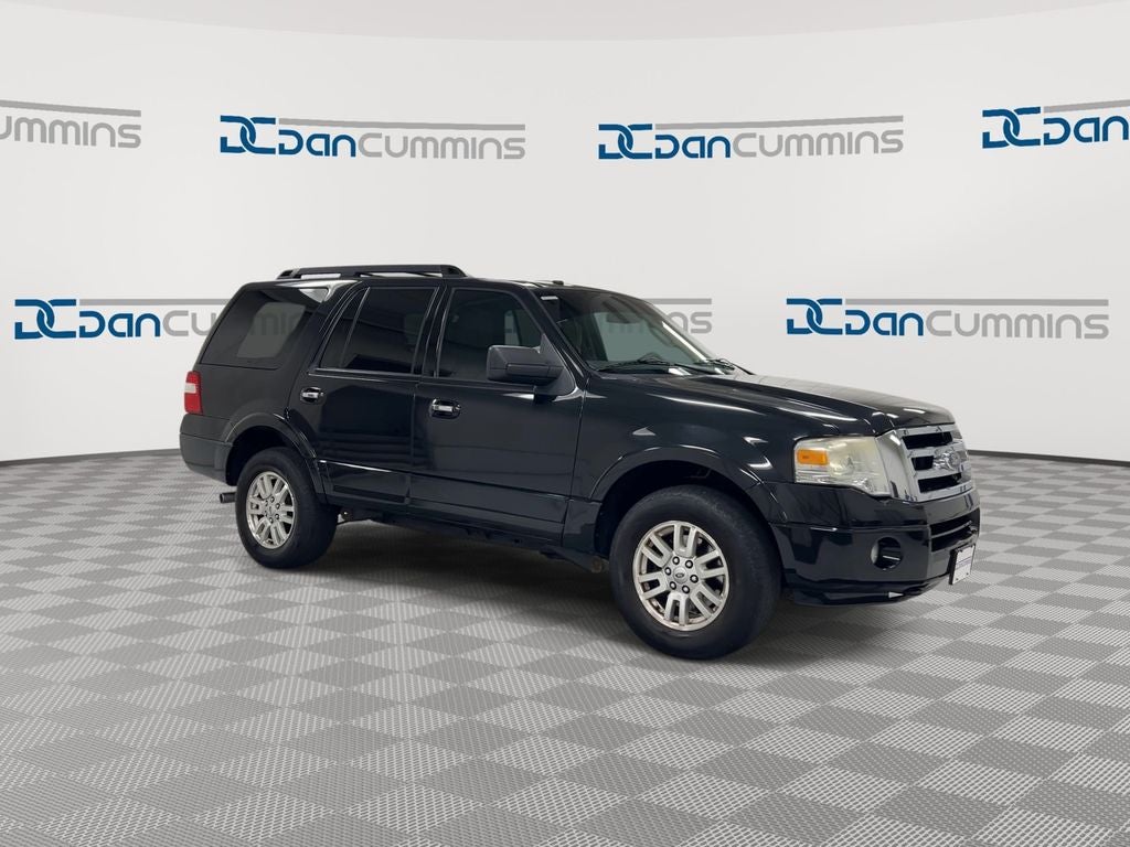 2014 Ford Expedition — side profile view