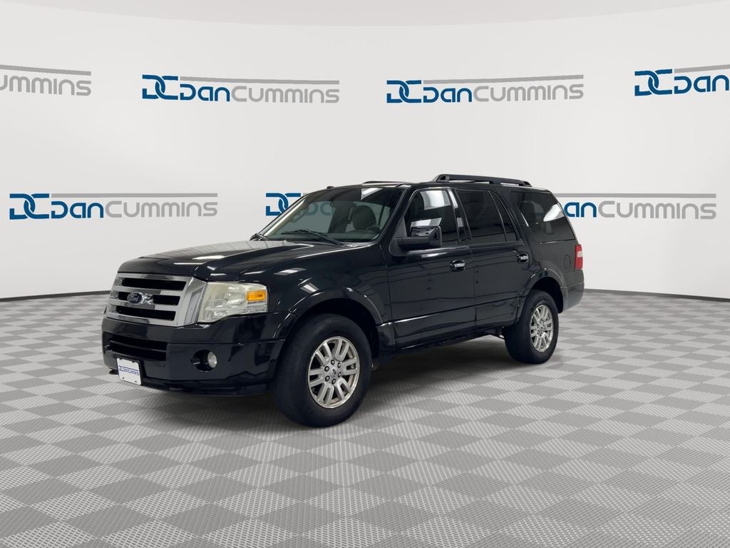 2014 Ford Expedition — interior view