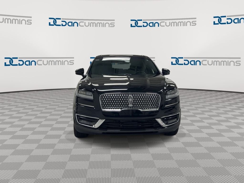 2019 Lincoln Nautilus — rear three-quarter view