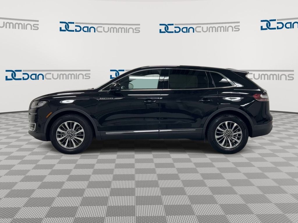 2019 Lincoln Nautilus — detail view