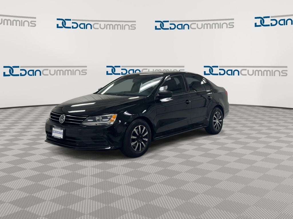 2015 Volkswagen Jetta — interior view