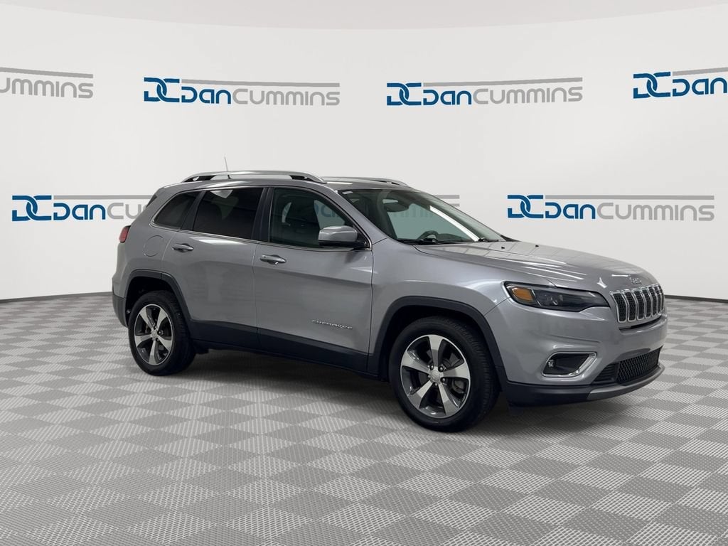 2019 Jeep Cherokee — side profile view