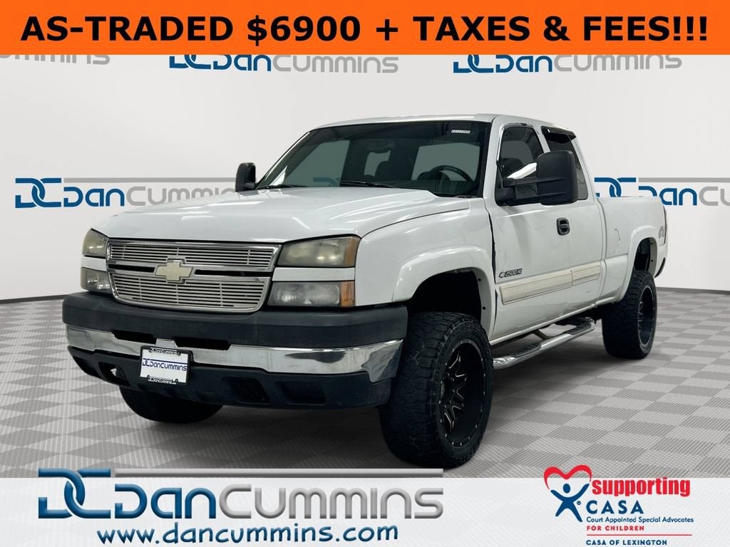 2006 Chevrolet Silverado 2500 HD LT1 in Summit White — front three-quarter view