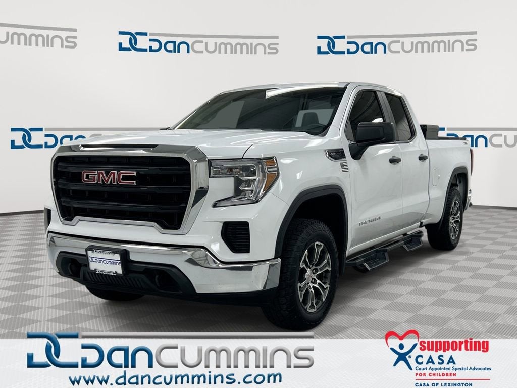 2020 GMC Sierra 1500 Sierra in Summit White — front three-quarter view