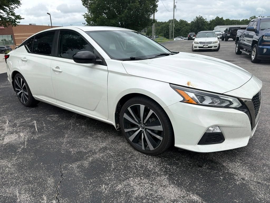 2020 Nissan Altima — side profile view