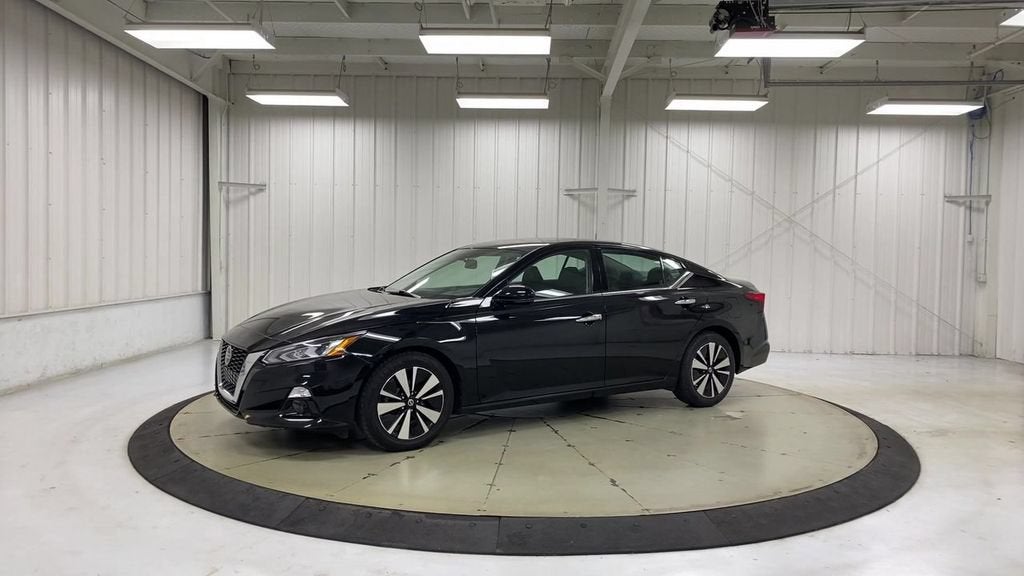 2019 Nissan Altima — interior view