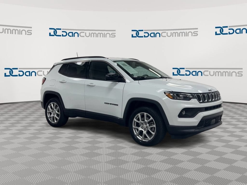 2023 Jeep Compass — side profile view