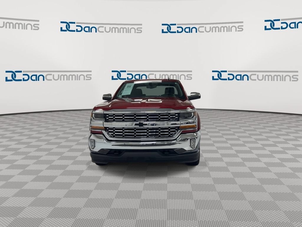 2018 Chevrolet Silverado 1500 — rear three-quarter view