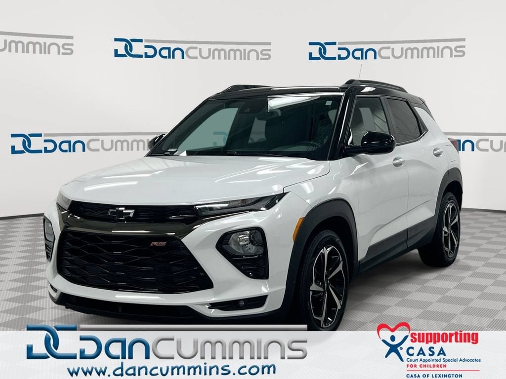 2022 Chevrolet Trailblazer RS in Summit White — front three-quarter view