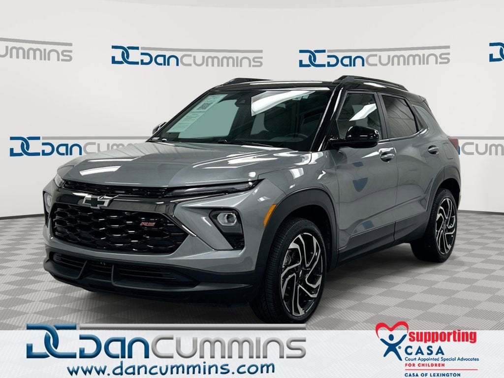 2024 Chevrolet Trailblazer RS in Sterling Gray Metallic — front three-quarter view