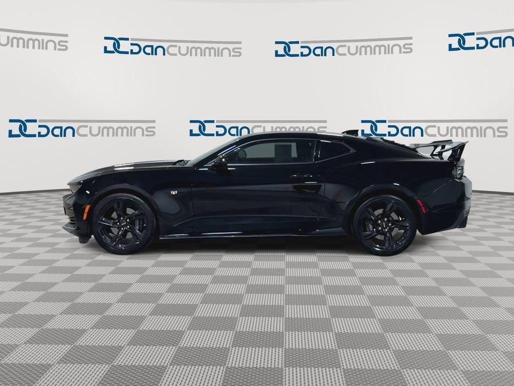 2023 Chevrolet Camaro — detail view