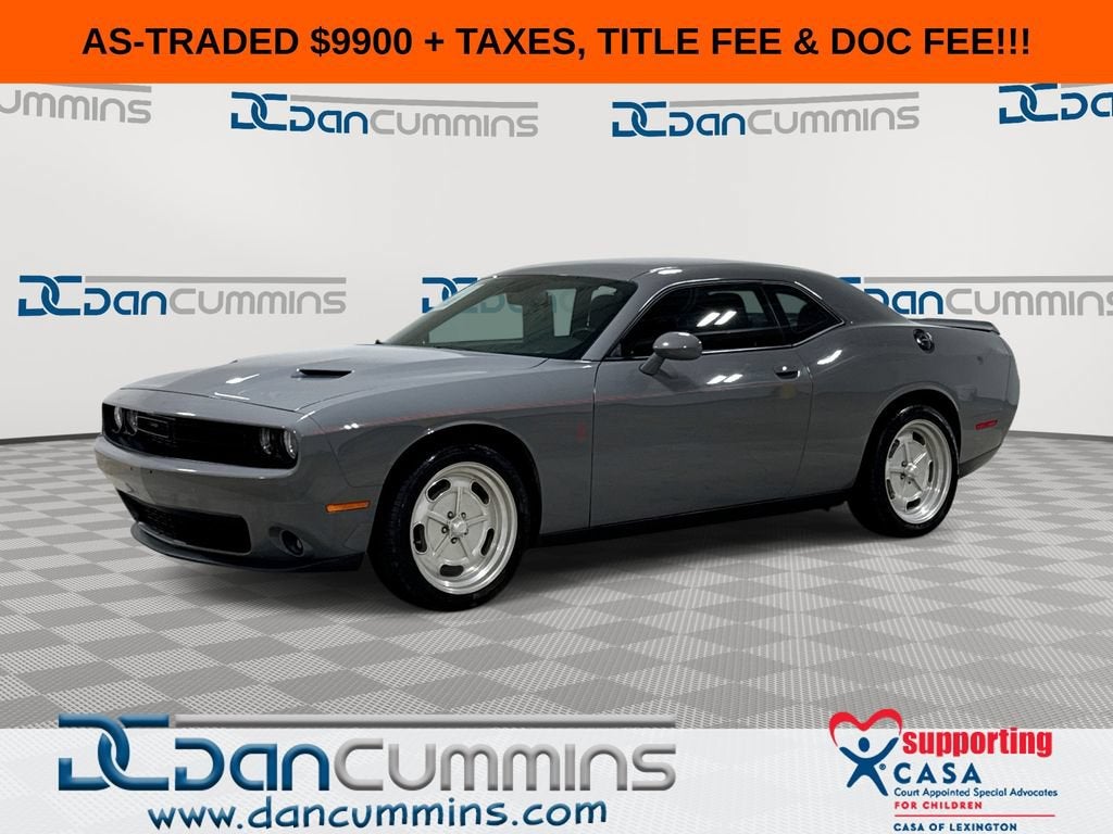 2019 Dodge Challenger SXT in Gray — front three-quarter view
