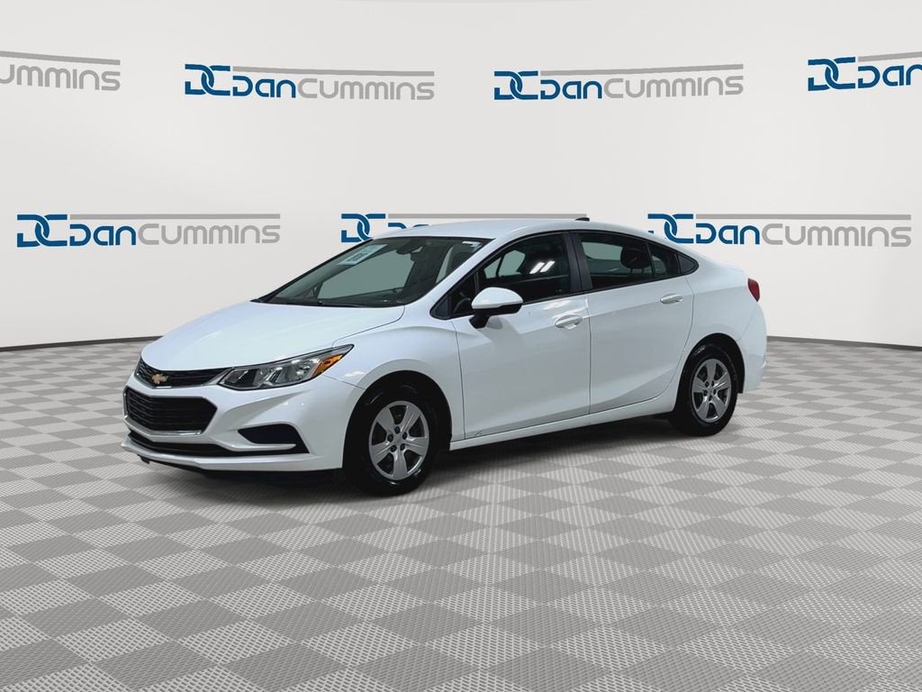2017 Chevrolet Cruze — interior view