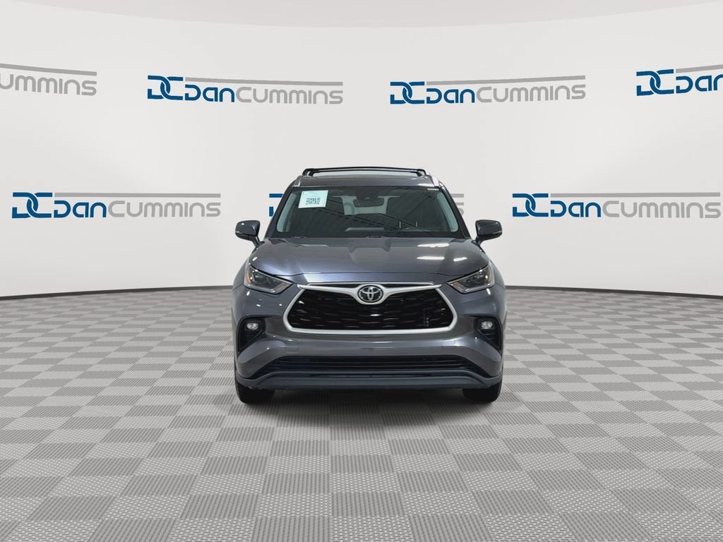 2021 Toyota Highlander — rear three-quarter view