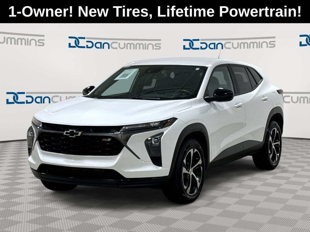 2024 Chevrolet Trax 1RS in Summit White — front three-quarter view