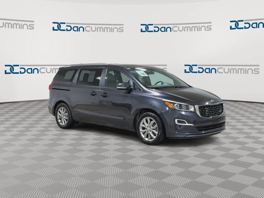 2020 Kia Sedona — side profile view