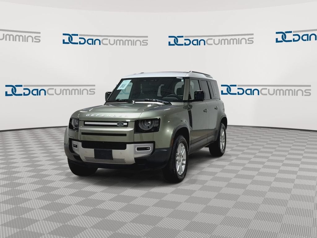 2024 Land Rover Defender — detail view
